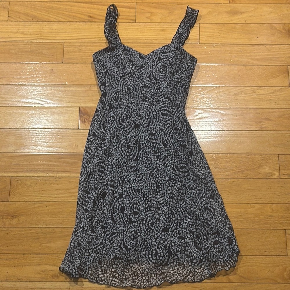 Connected Apparel Navy White Floral Patterned Dress Women’s Size 4P Petite Small